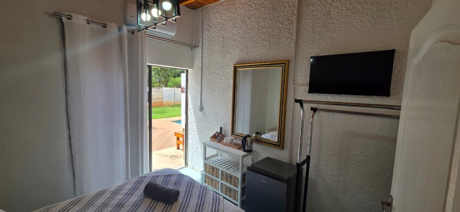 4 Bedroom Property for Sale in Flamwood North West